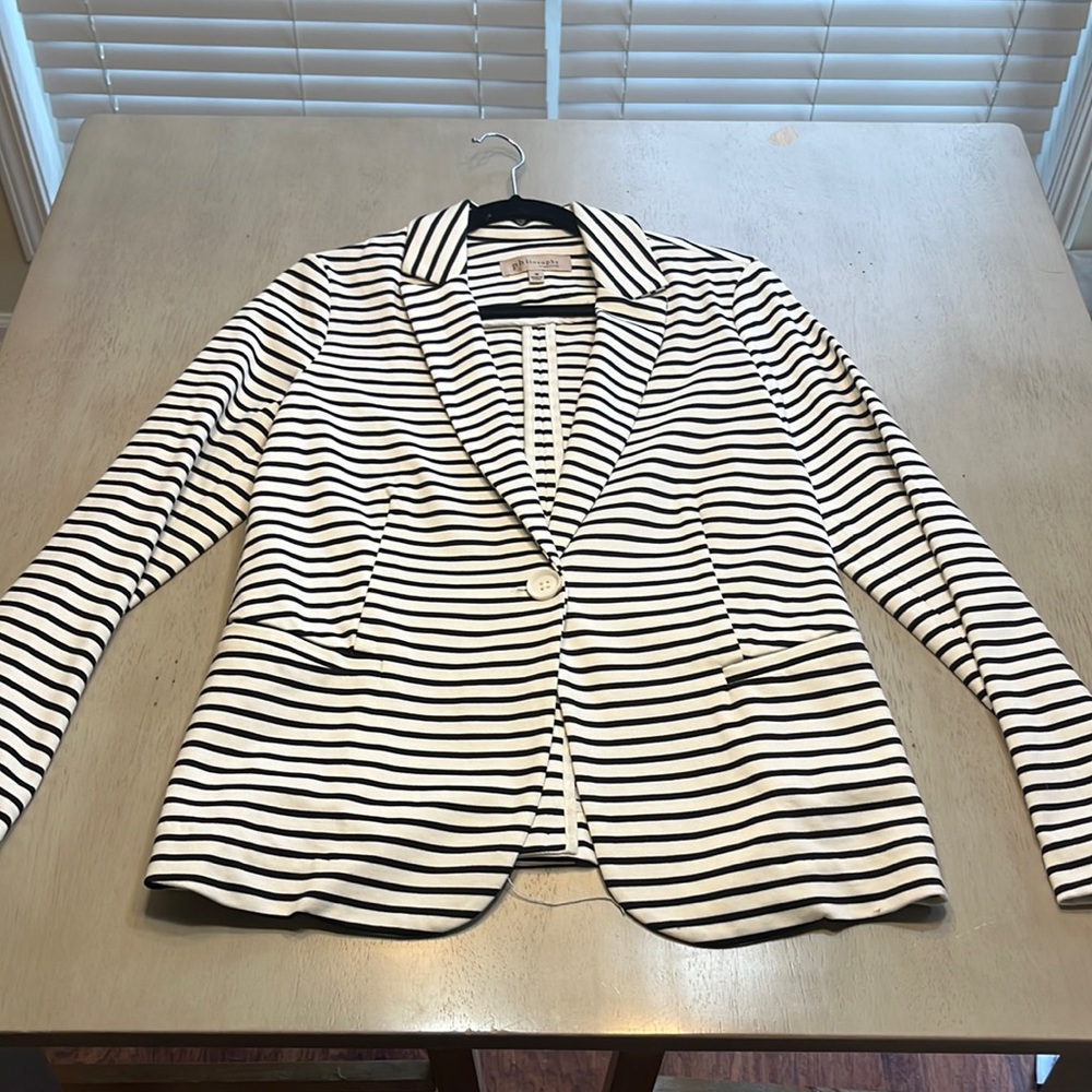 Philosophy womens black and white striped blazer never worn size M stretchy!